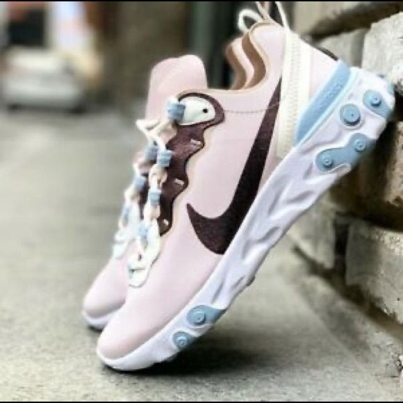 Nike React Element 55 SE Barely Rose Fossil Stone Running shoes size 7,5US